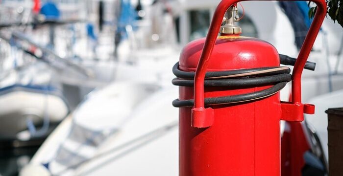 Extintores de Incêndio para Barcos, Lanchas e Embarcações: Tudo o Que Você Precisa Saber